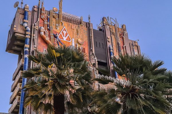 how many times does guardians of the galaxy mission breakout drop